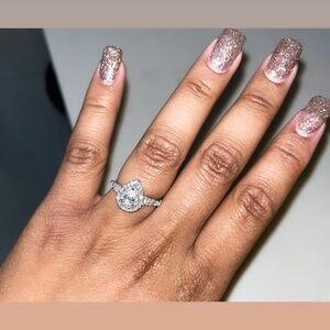 Pear engagement ring 1ct Enchanted Disney Ariel 14k White gold
